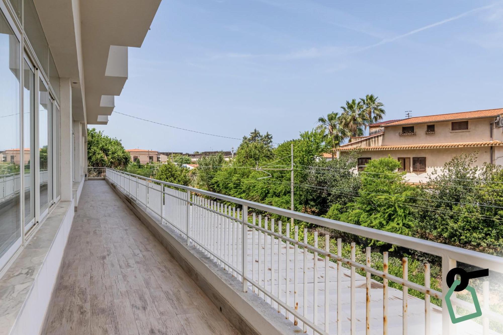 Hotiday Hotel Cefalù Eksteriør billede