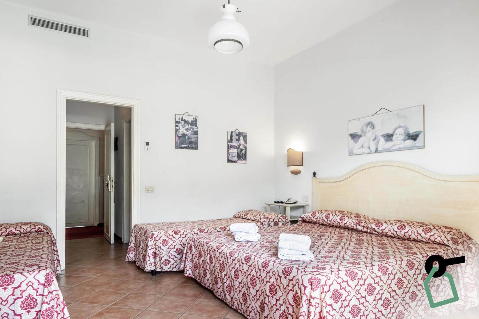 Hotiday Hotel Cefalù Eksteriør billede